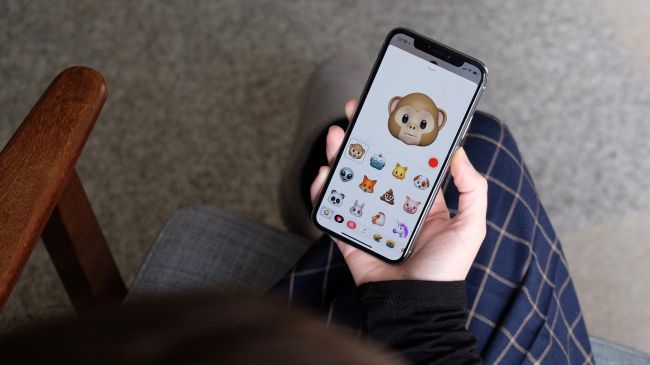 How To Set Up And Use Memojis On Your IPhone And IPad Pro