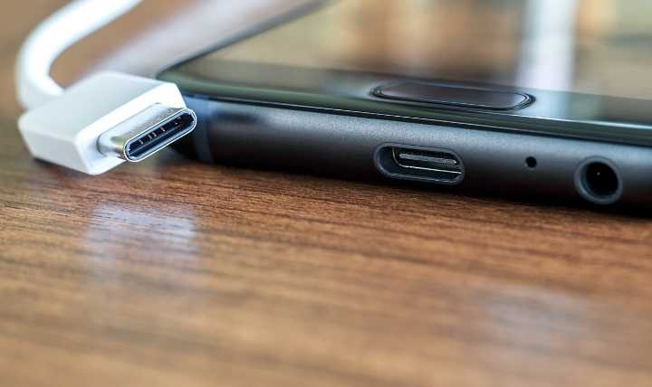 Why Is My Cell Phone Charging So Slowly?